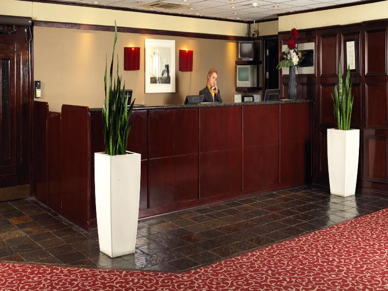 Maldron Hotel, Newlands Cross Клондалкин Екстериор снимка