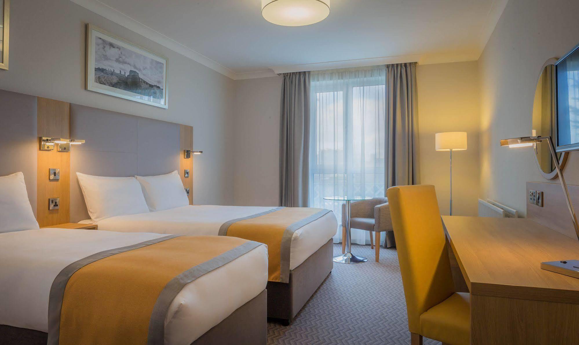 Maldron Hotel, Newlands Cross Клондалкин Екстериор снимка