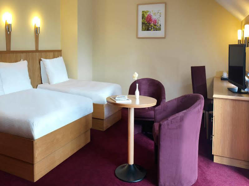 Maldron Hotel, Newlands Cross Клондалкин Екстериор снимка